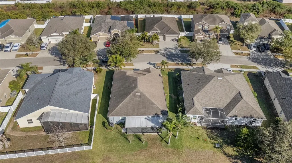 2626 Yukon Cliff Drive Ruskin FL 33570