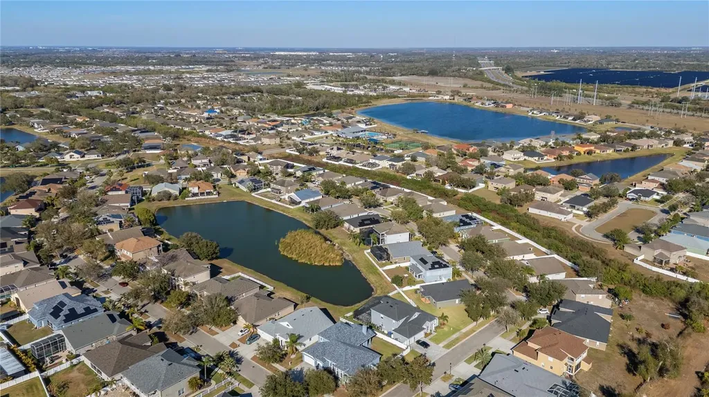 2626 Yukon Cliff Drive Ruskin FL 33570
