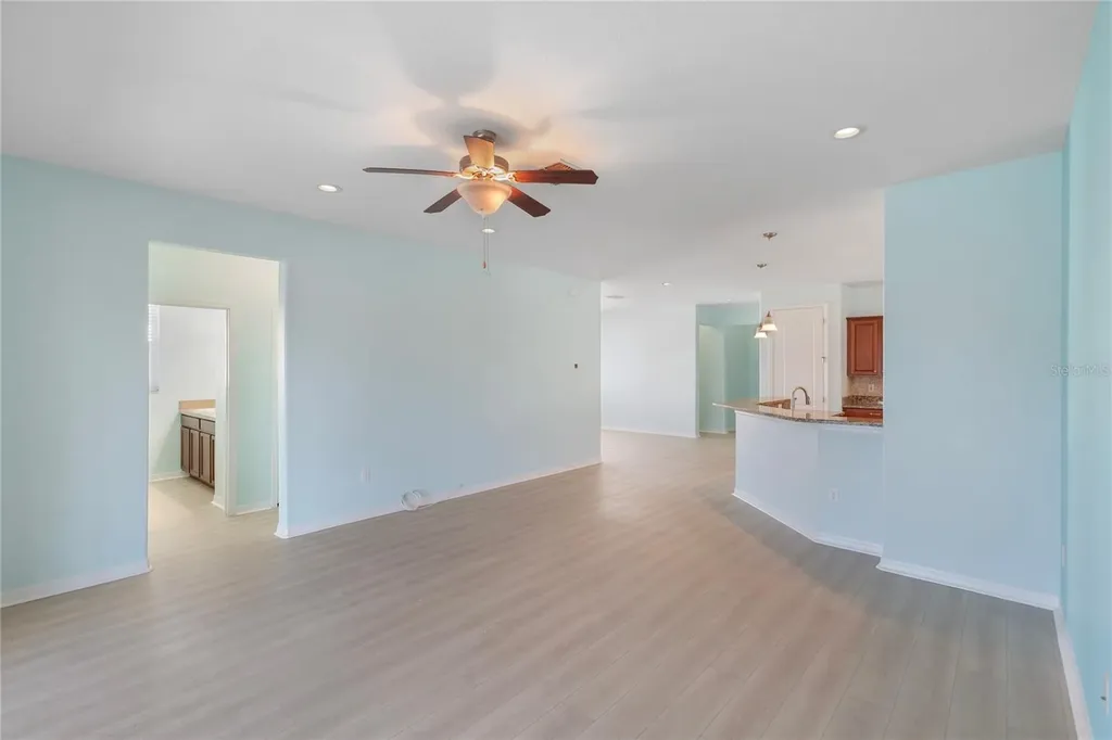 2626 Yukon Cliff Drive Ruskin FL 33570