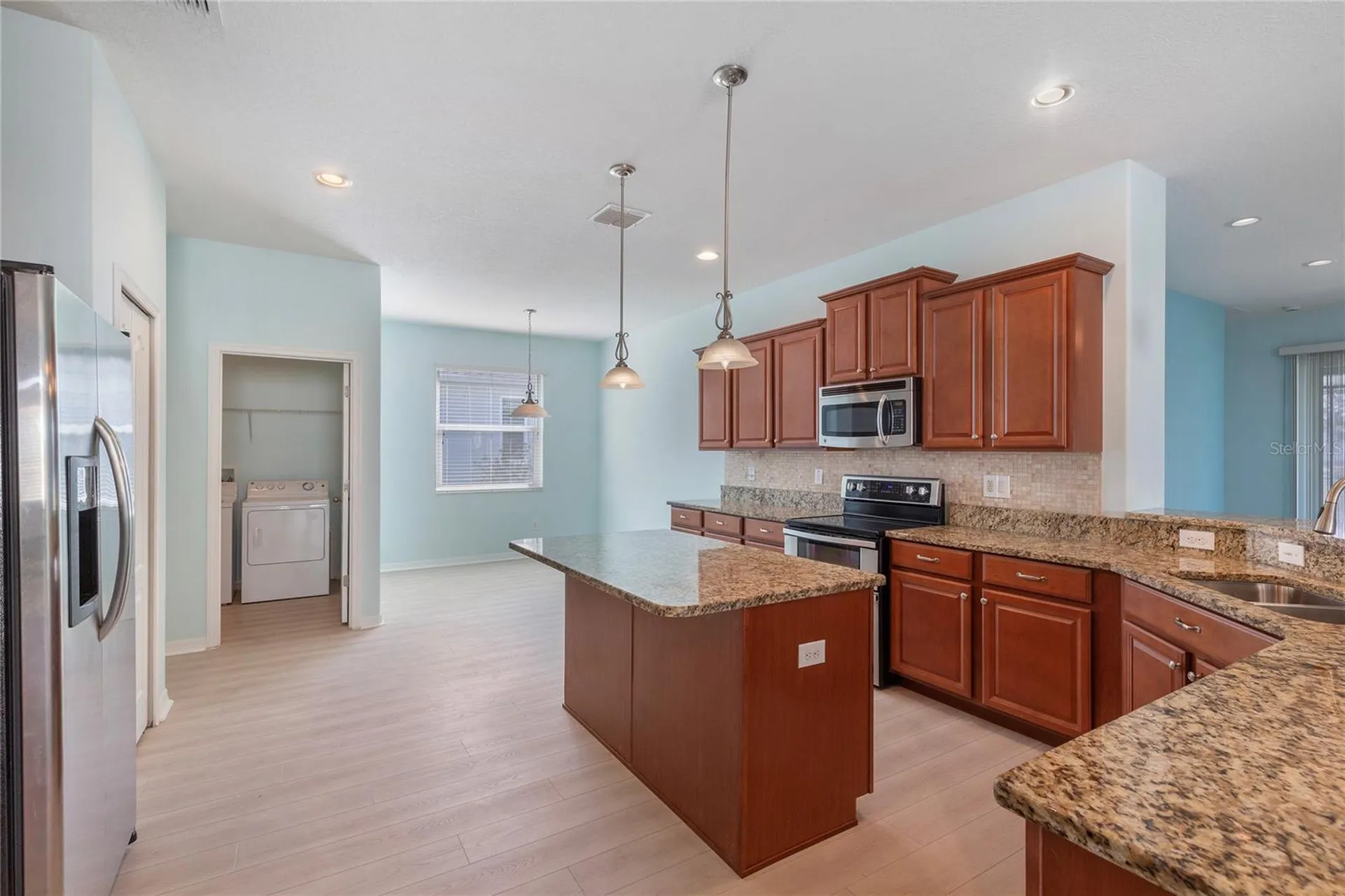 2626 Yukon Cliff Drive Ruskin FL 33570