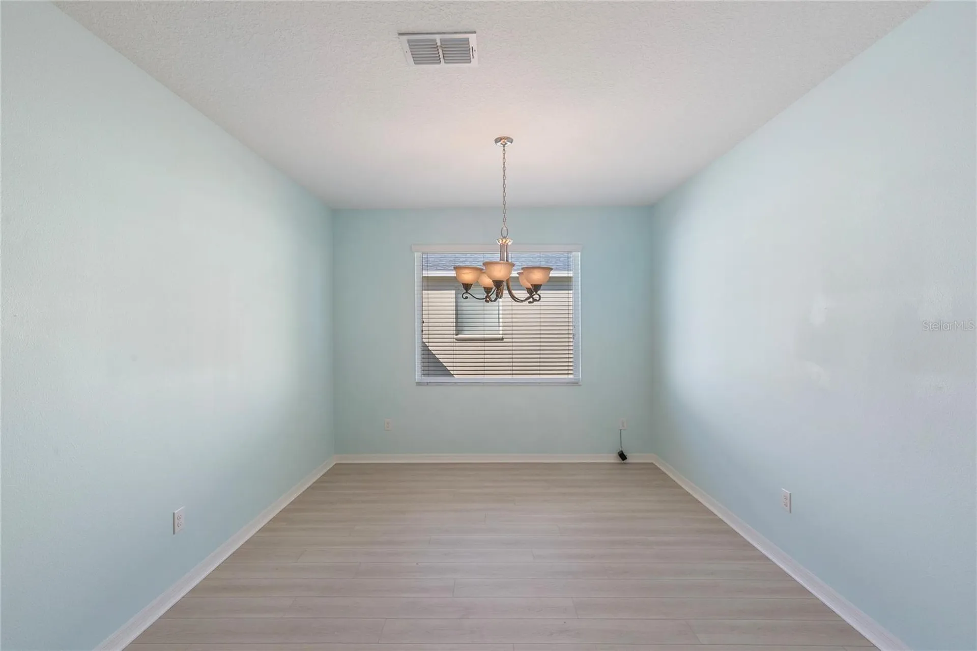 2626 Yukon Cliff Drive Ruskin FL 33570