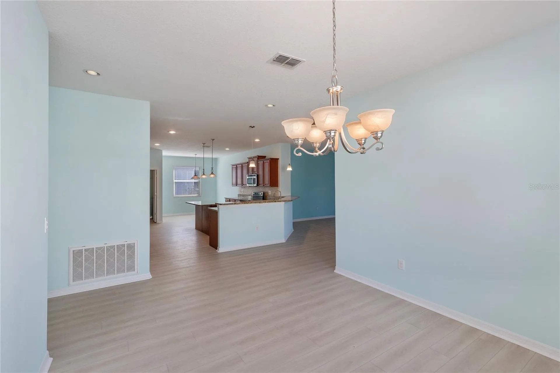 2626 Yukon Cliff Drive Ruskin FL 33570