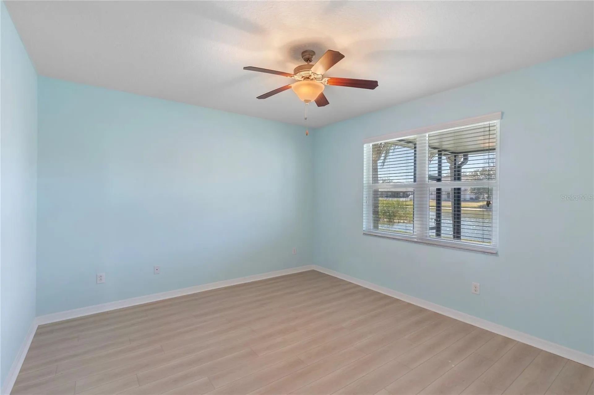 2626 Yukon Cliff Drive Ruskin FL 33570