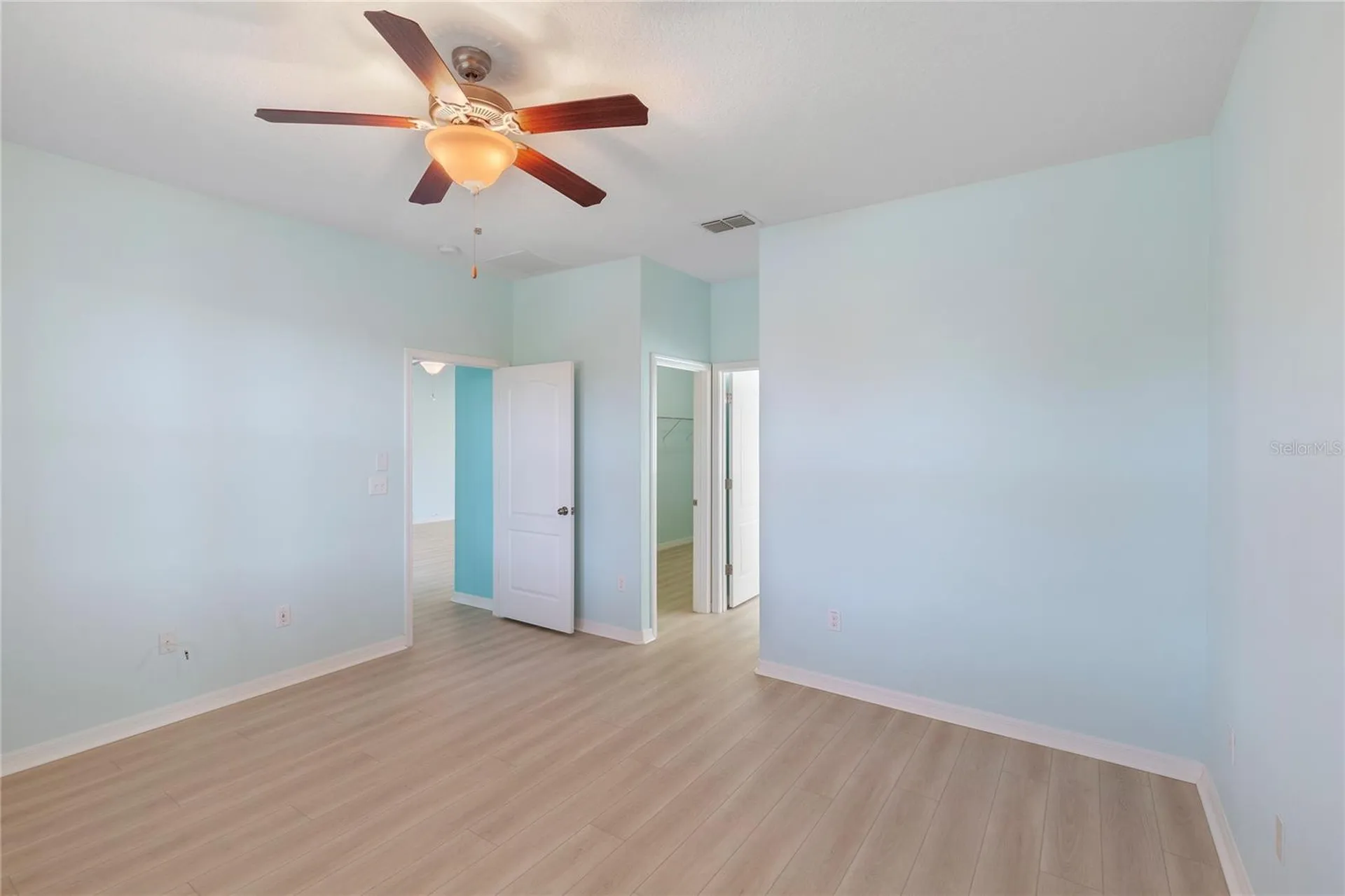 2626 Yukon Cliff Drive Ruskin FL 33570