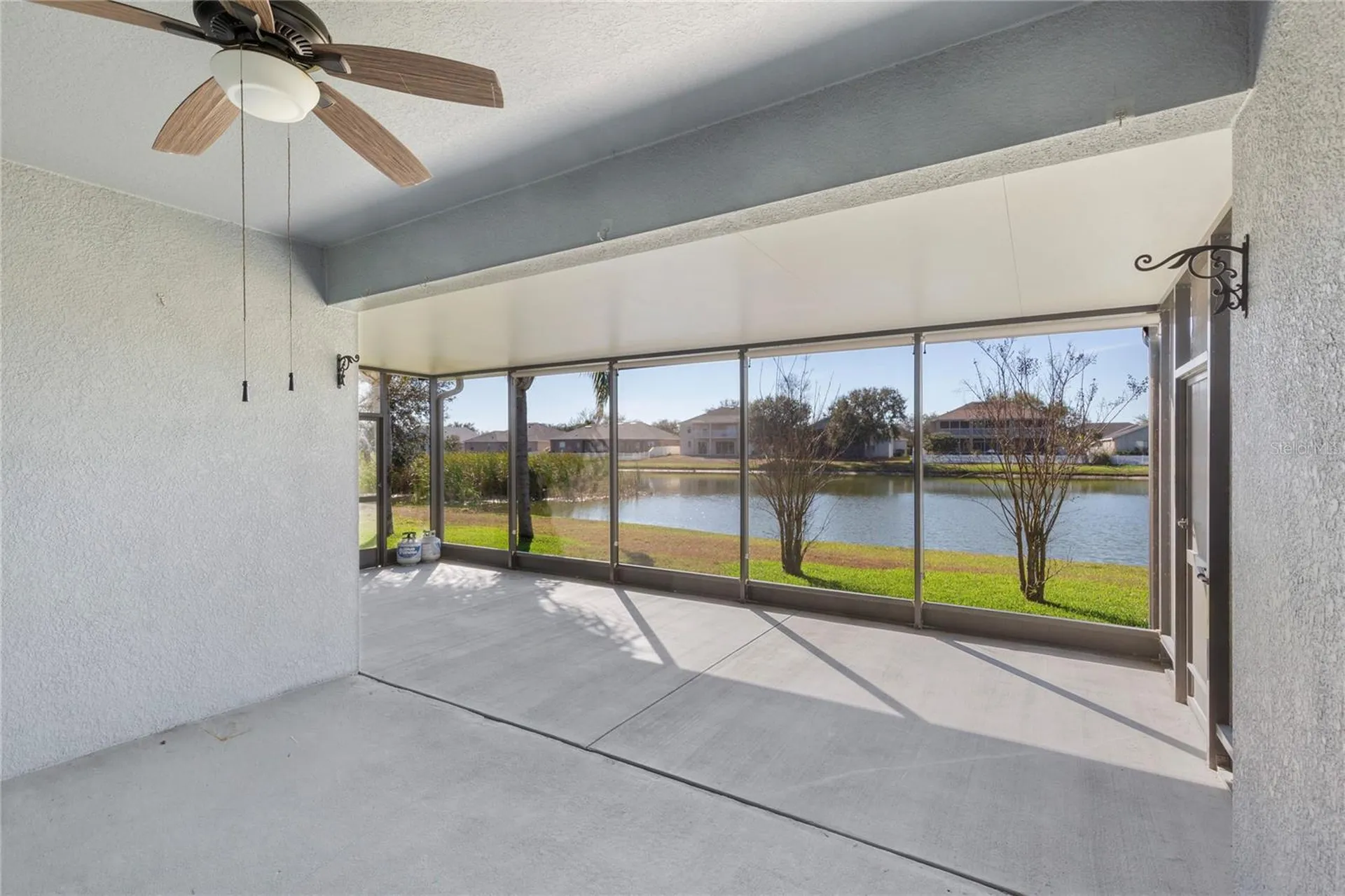2626 Yukon Cliff Drive Ruskin FL 33570