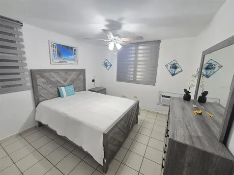 A2 Calle Sol Y Luna Vega Alta PR 00692