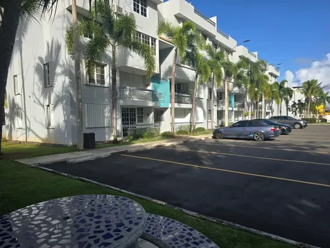 A2 Calle Sol Y Luna Vega Alta PR 00692
