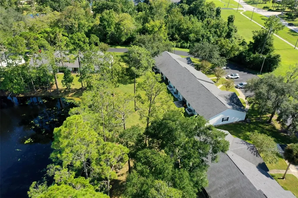 24 Kings Colony Court Palm Coast FL 32137