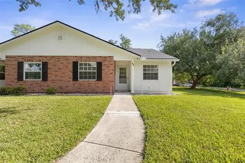 24 Kings Colony Court Palm Coast FL 32137