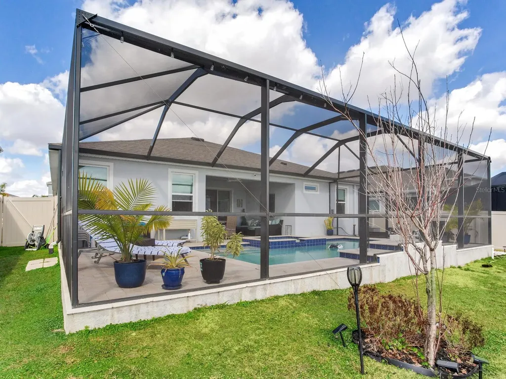 9822 Shoreline View Way Wesley Chapel FL 33545