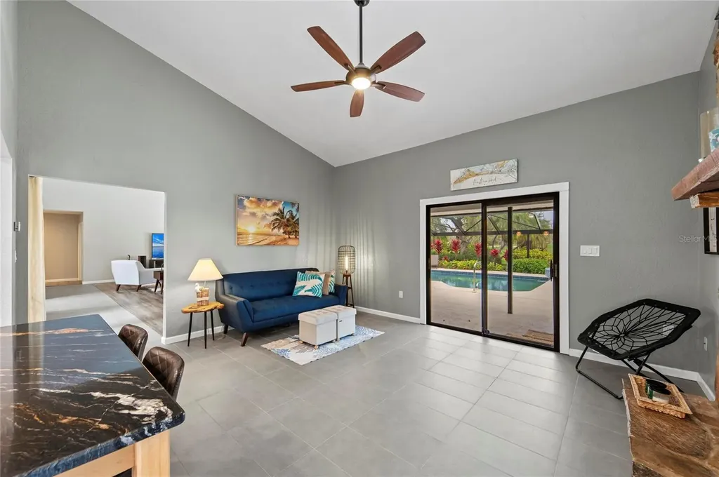6107 45th Street W Bradenton FL 34210