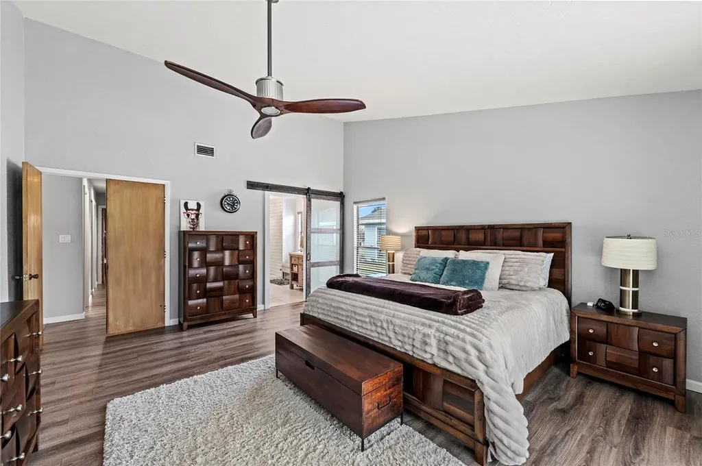 6107 45th Street W Bradenton FL 34210
