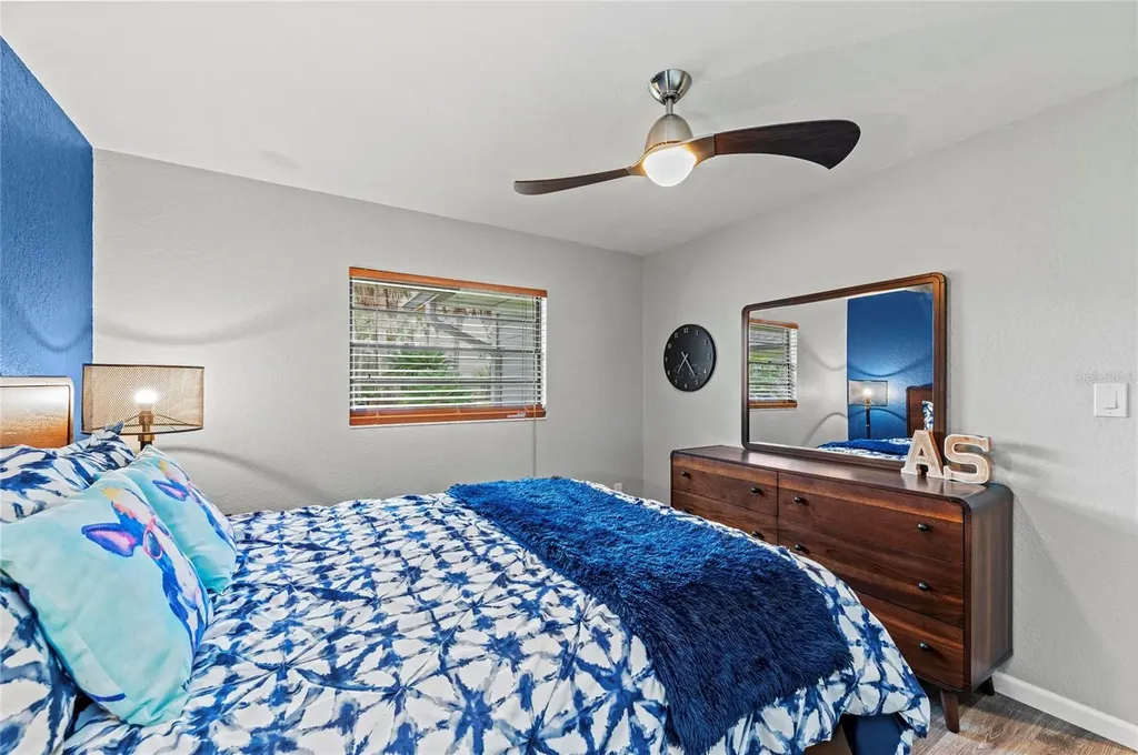 6107 45th Street W Bradenton FL 34210