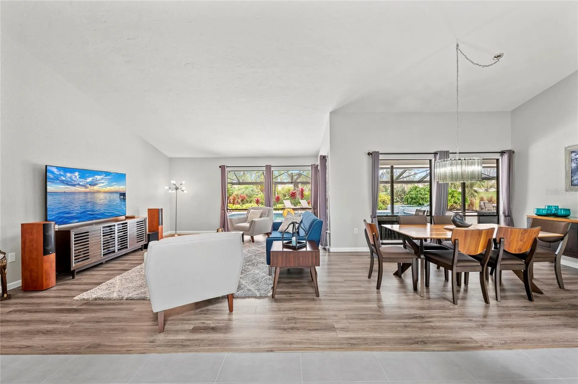 6107 45th Street W Bradenton FL 34210