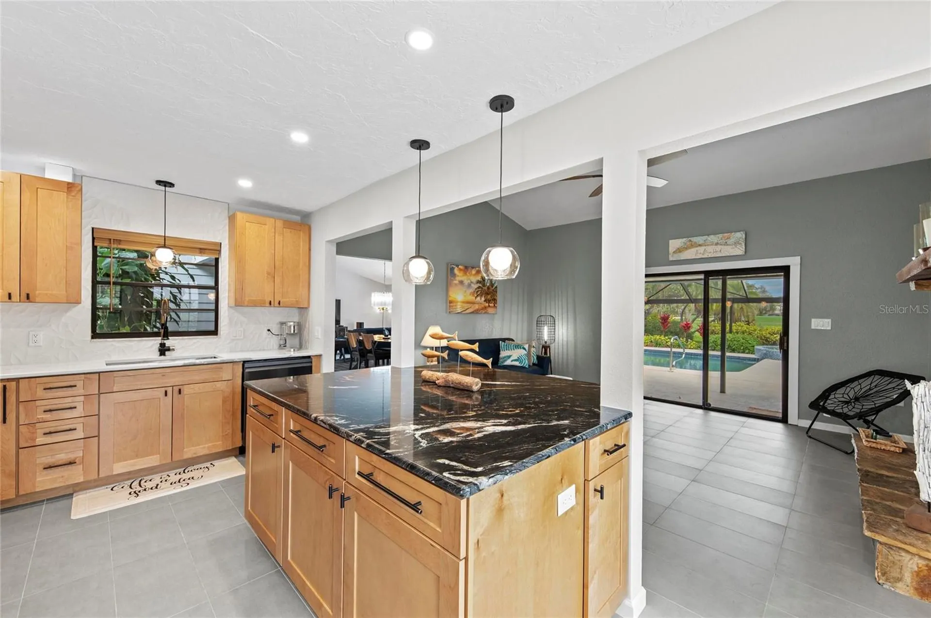 6107 45th Street W Bradenton FL 34210