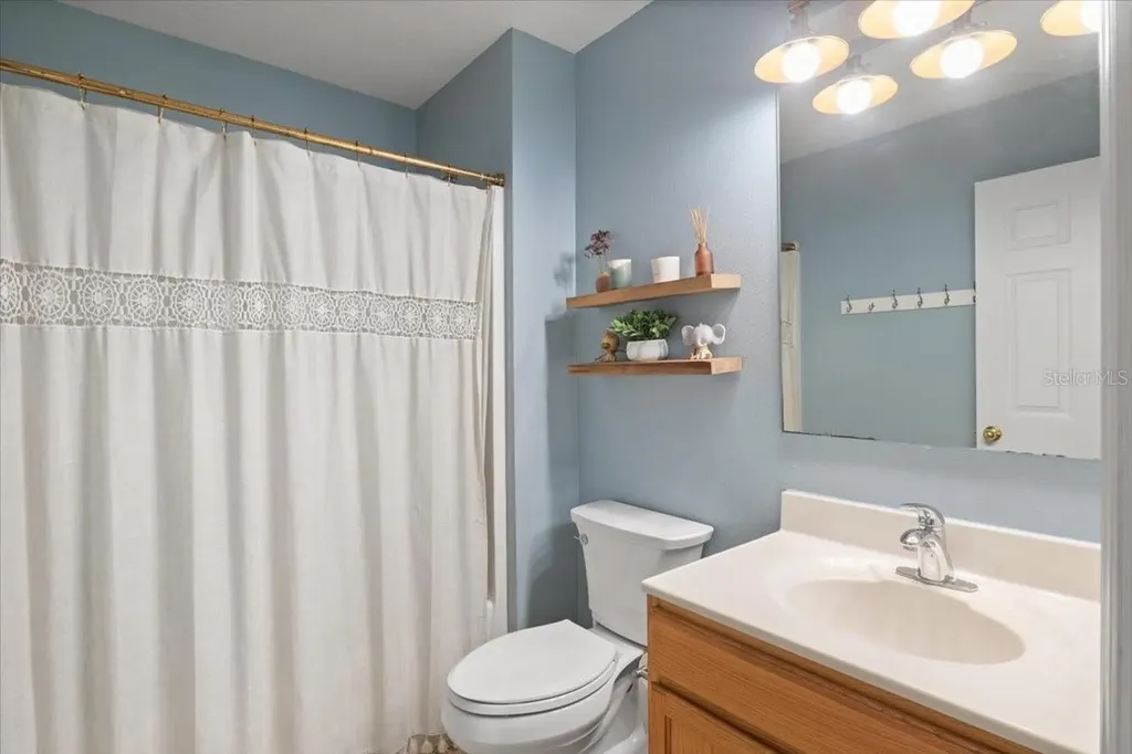 673 Red Pepper Loop Chuluota FL 32766