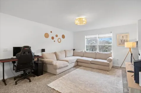 673 Red Pepper Loop Chuluota FL 32766