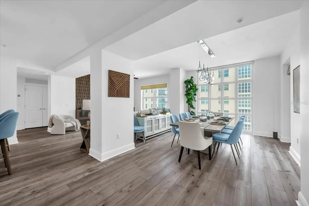 1238 E Kennedy Boulevard Tampa FL 33602