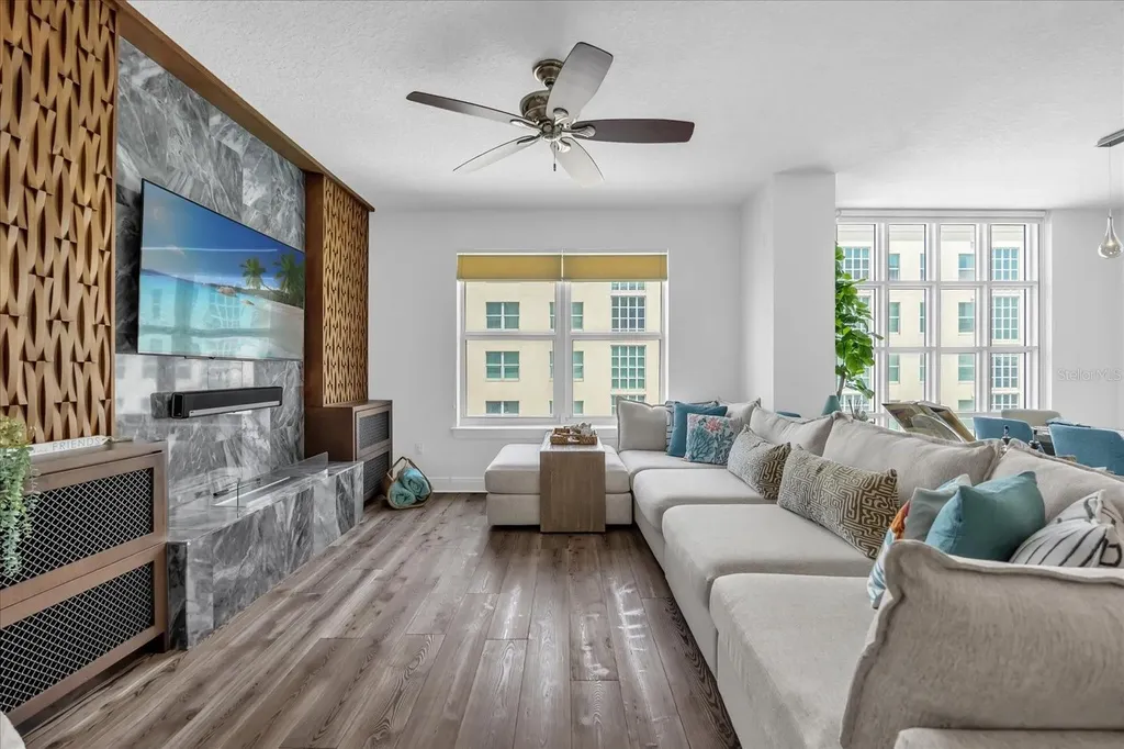 1238 E Kennedy Boulevard Tampa FL 33602