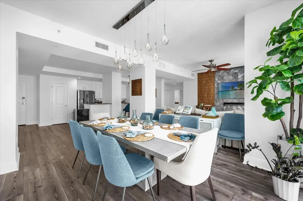 1238 E Kennedy Boulevard Tampa FL 33602