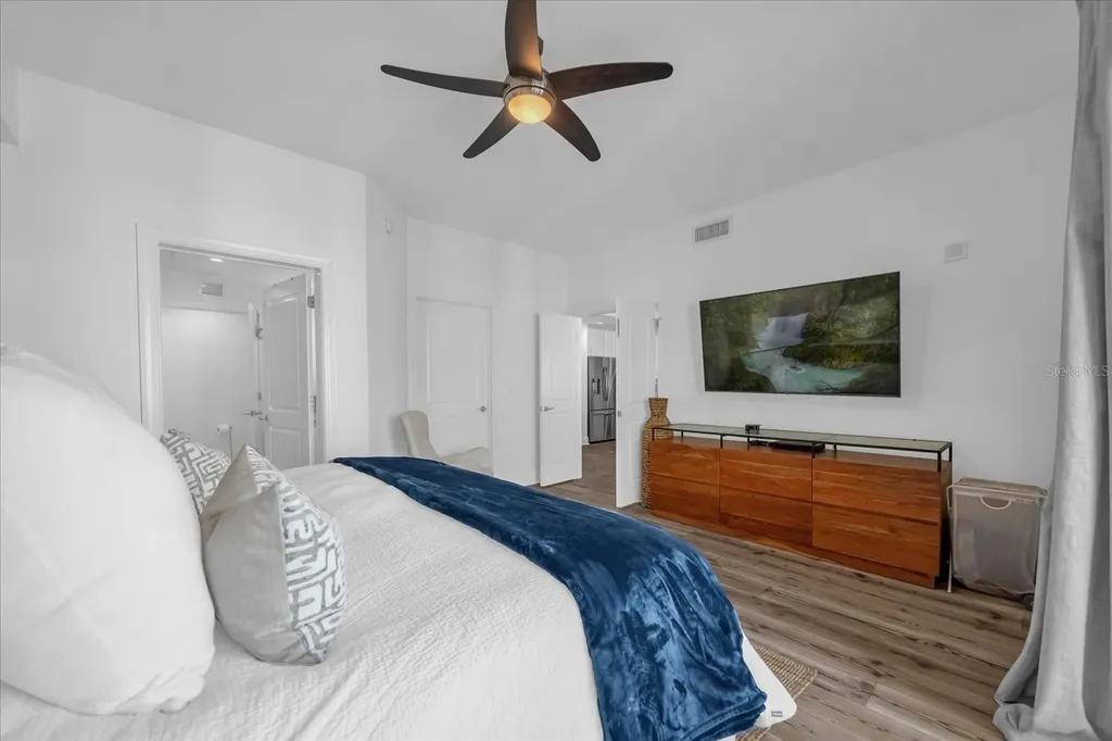 1238 E Kennedy Boulevard Tampa FL 33602