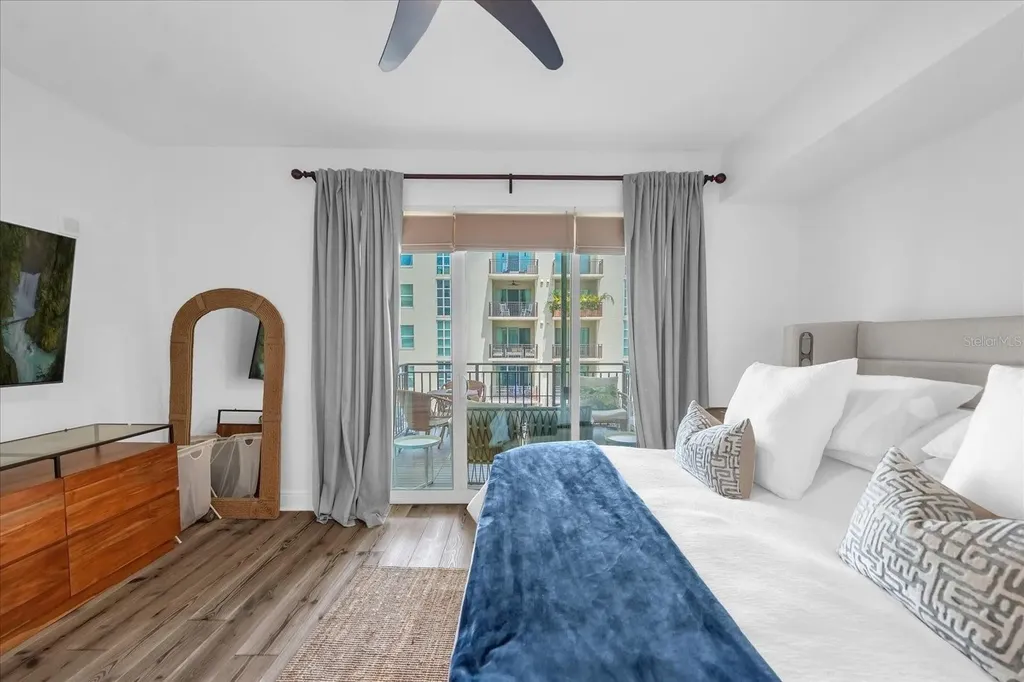 1238 E Kennedy Boulevard Tampa FL 33602