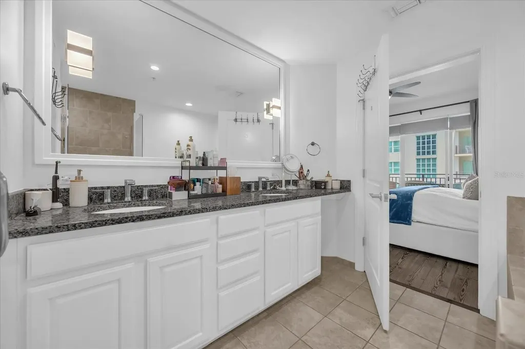 1238 E Kennedy Boulevard Tampa FL 33602