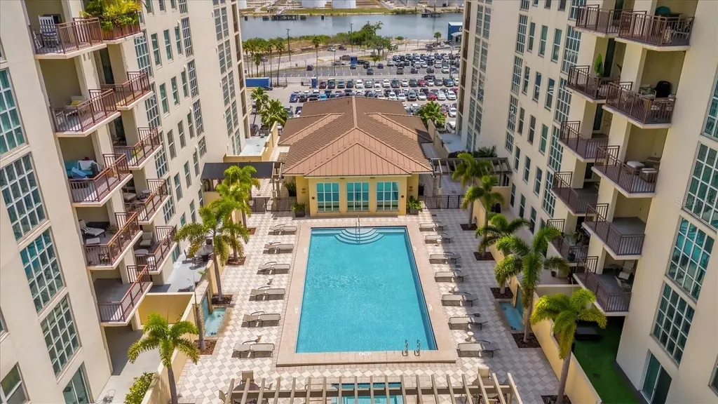 1238 E Kennedy Boulevard Tampa FL 33602