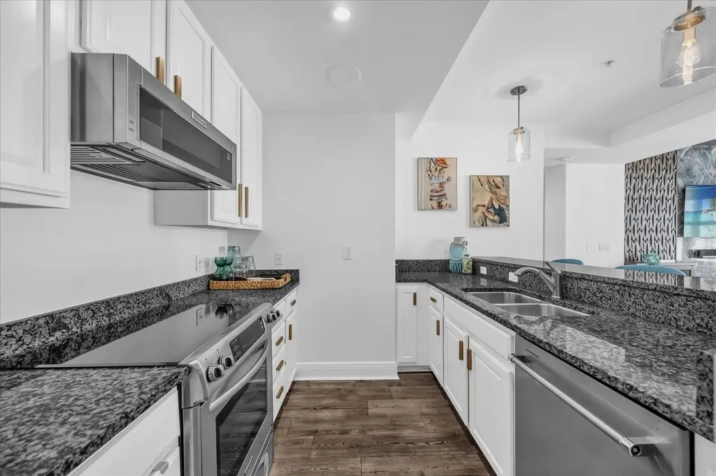 1238 E Kennedy Boulevard Tampa FL 33602