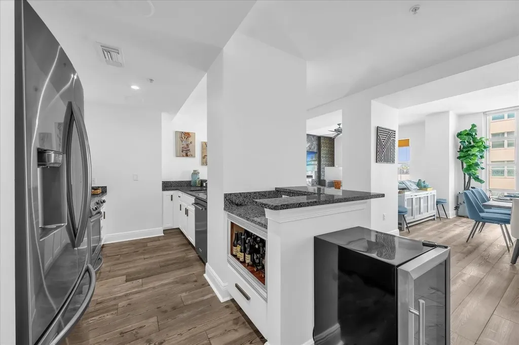 1238 E Kennedy Boulevard Tampa FL 33602