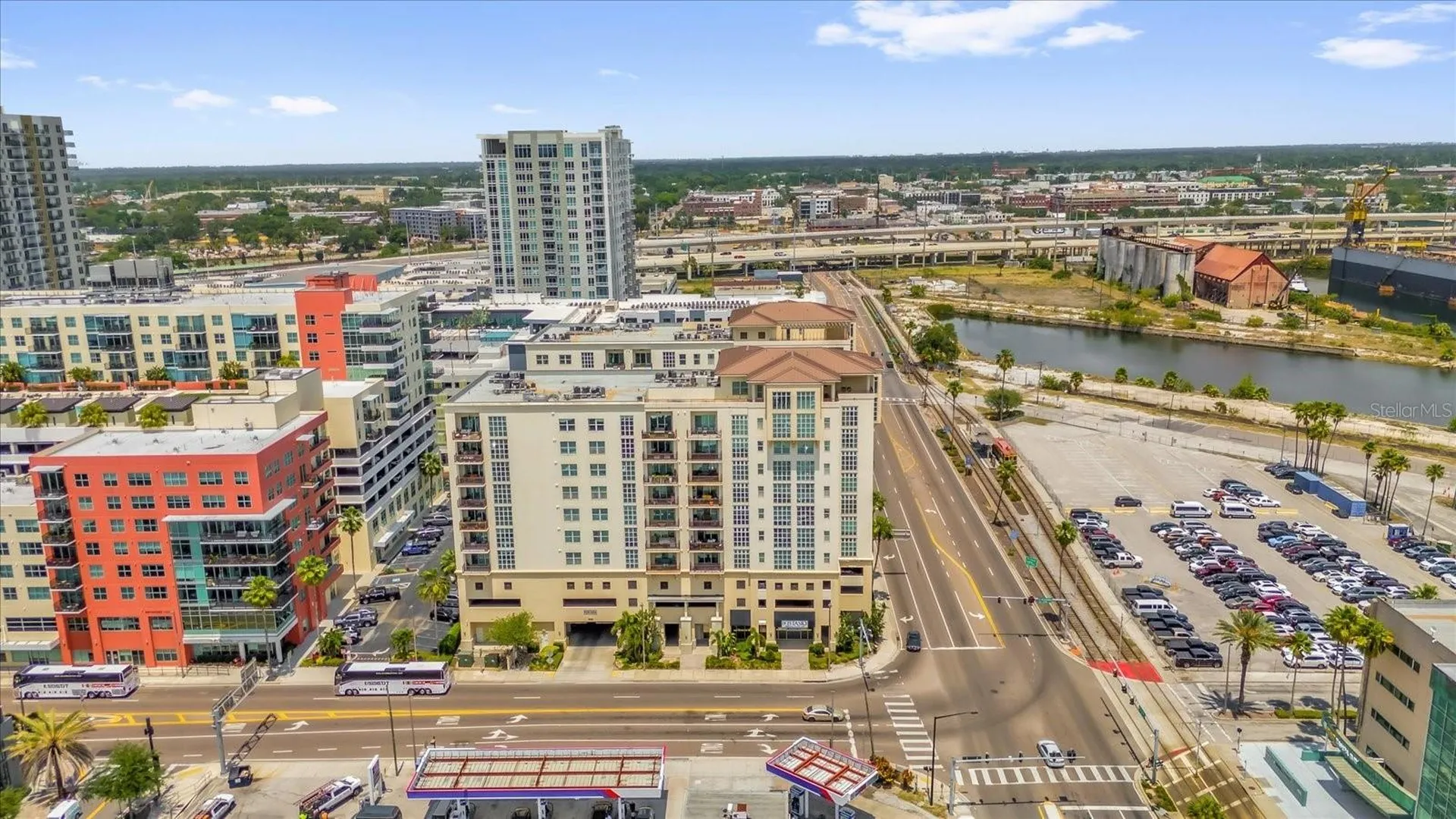 1238 E Kennedy Boulevard Tampa FL 33602