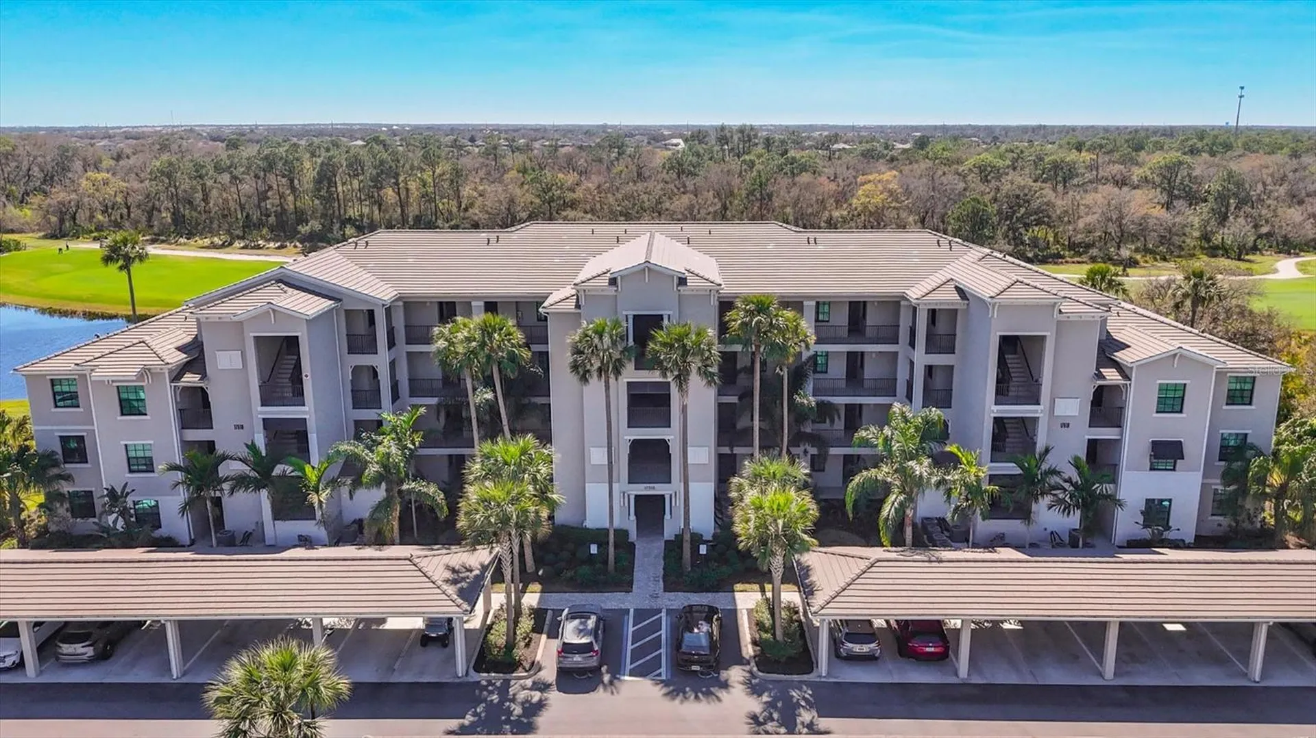 Bradenton FL, 17510 Gawthrop Drive, Unit 107