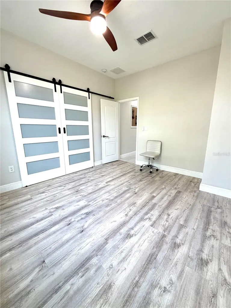 20265 Merry Oak Avenue Tampa FL 33647