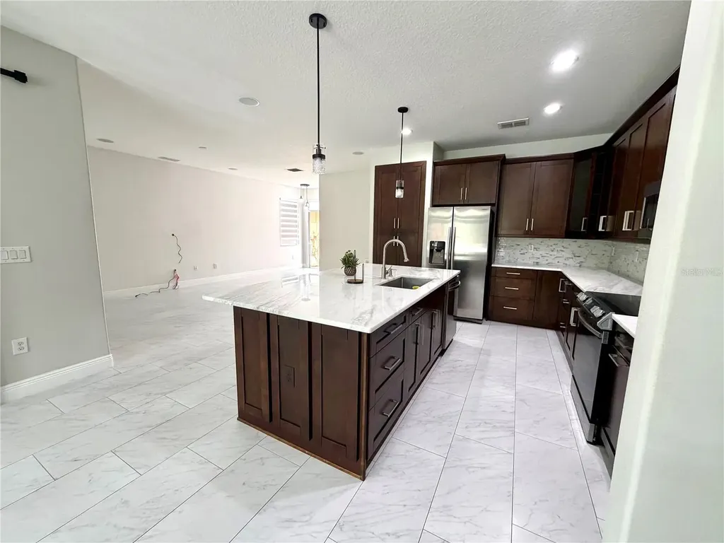 20265 Merry Oak Avenue Tampa FL 33647
