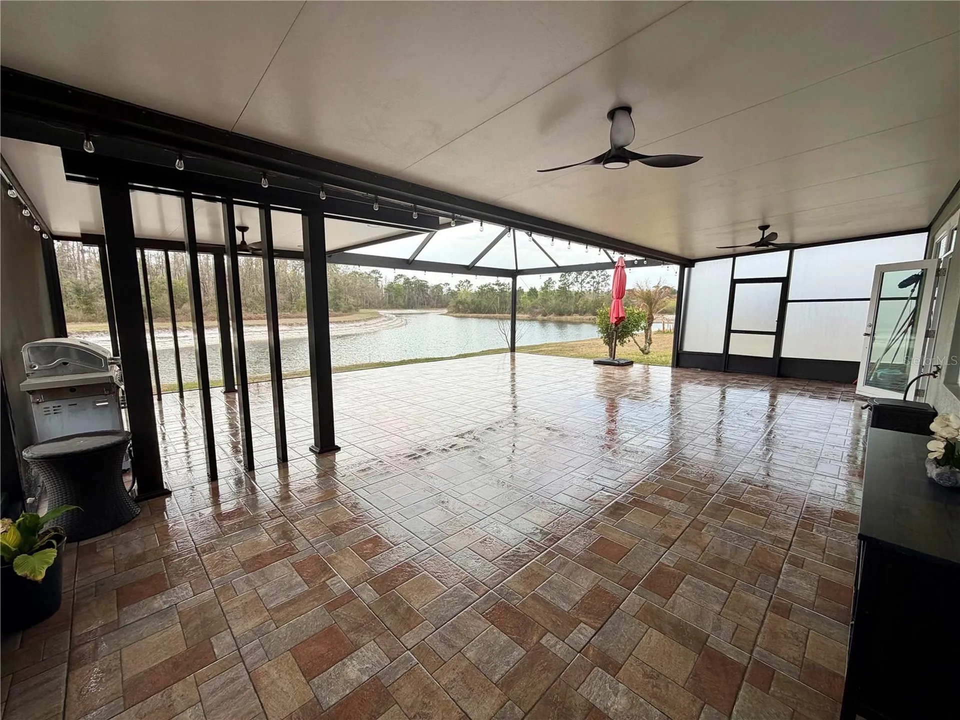 20265 Merry Oak Avenue Tampa FL 33647