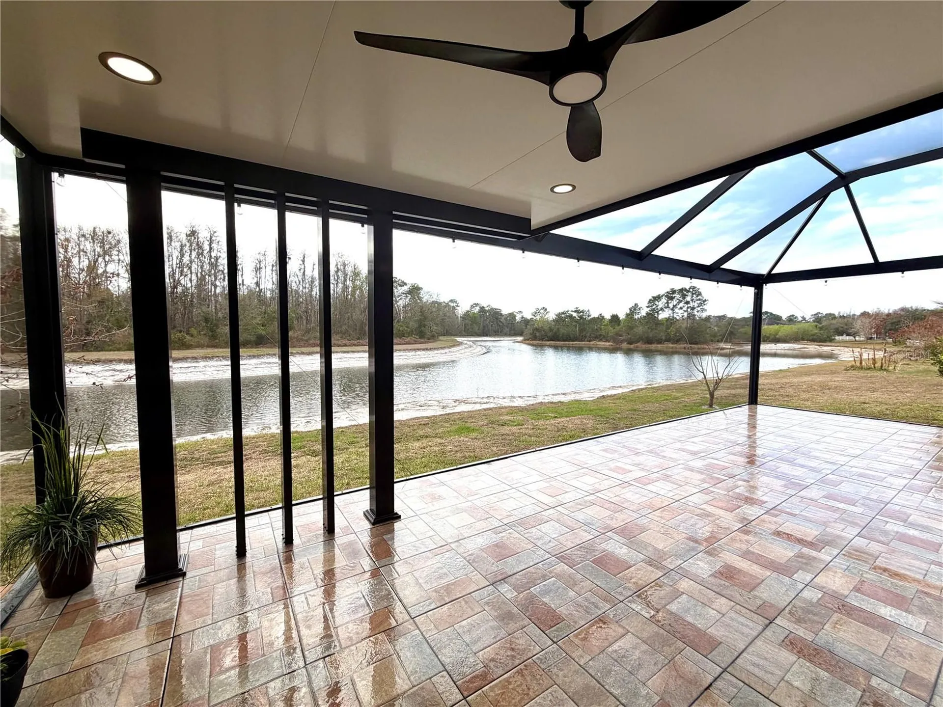20265 Merry Oak Avenue Tampa FL 33647