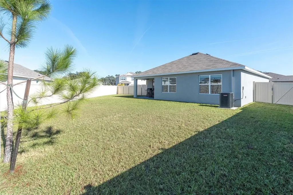5943 Wandering Willow Drive Wesley Chapel FL 33545