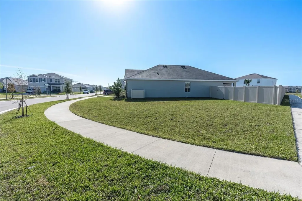 5943 Wandering Willow Drive Wesley Chapel FL 33545
