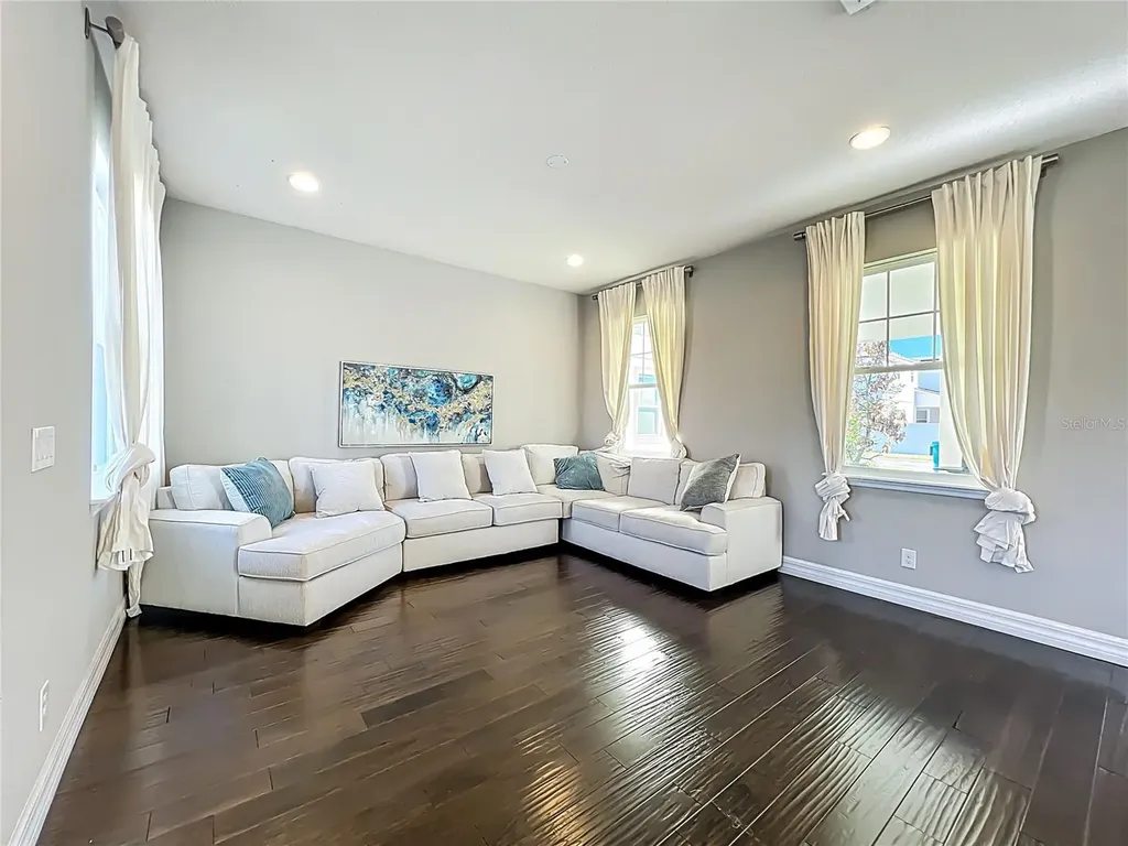 4760 Silver Birch Way Orlando FL 32811