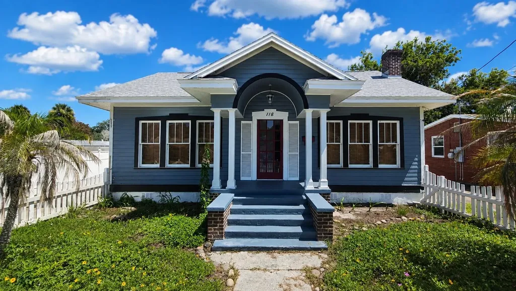 118 E Yelkca Terrace Edgewater FL 32132