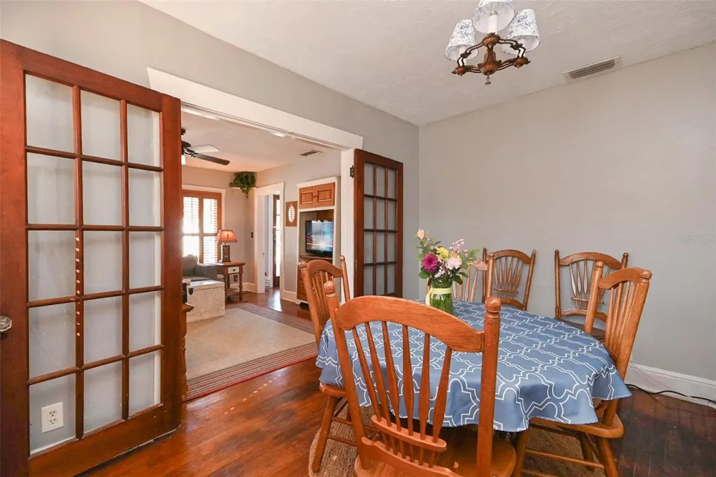 118 E Yelkca Terrace Edgewater FL 32132