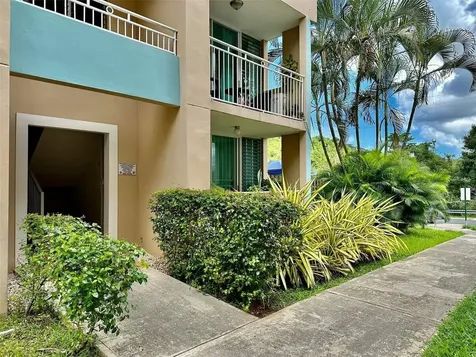 O132 Cond Vista Real Ii O132 Condominio Vista Real Ii Caguas PR 00725