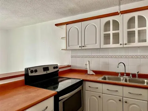 O132 Cond Vista Real Ii O132 Condominio Vista Real Ii Caguas PR 00725