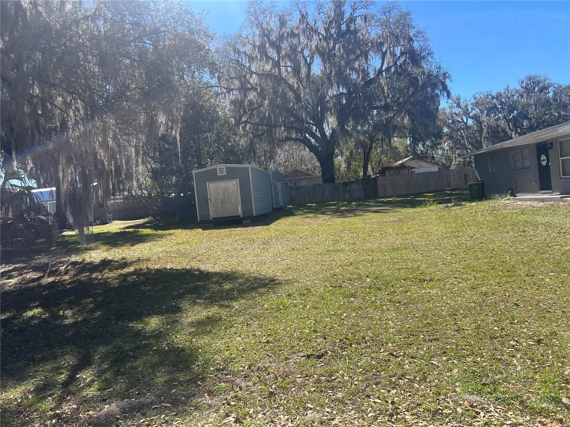 2307 Edgewood Avenue Leesburg FL 34748