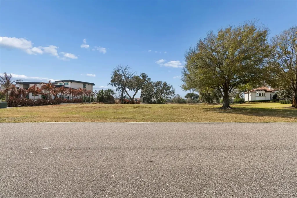 10718 Osprey Landing Way Thonotosassa FL 33592
