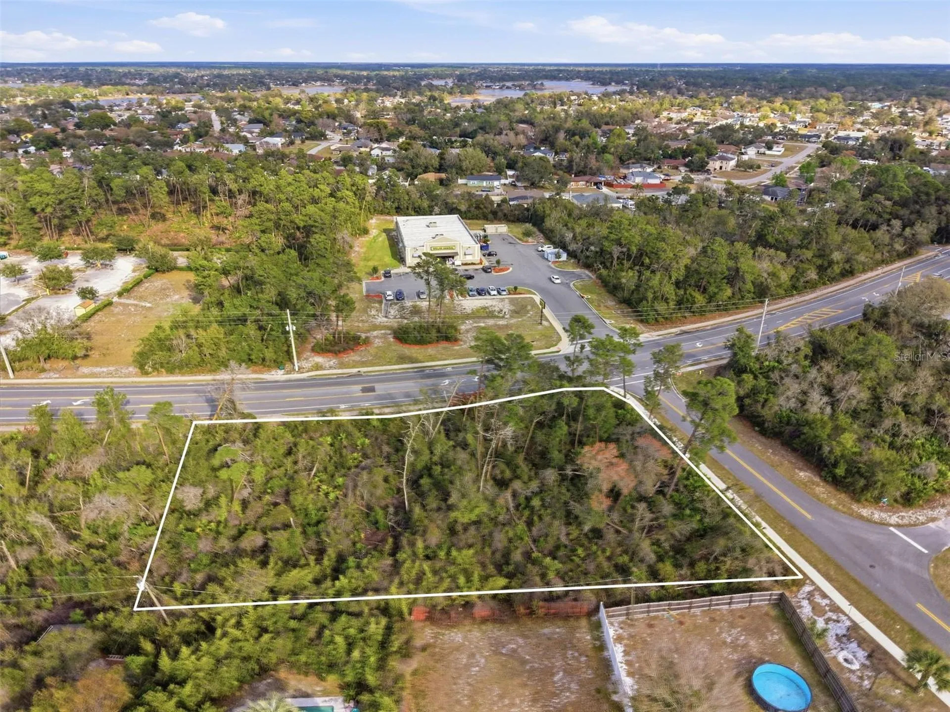 825 Fort Smith Boulevard Deltona FL 32738