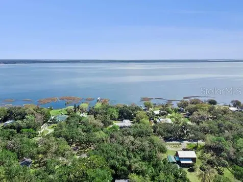 10744 W Beach Parkway Lake Wales FL 33898