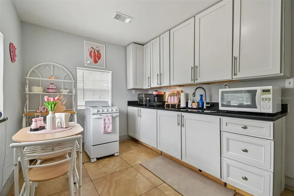 5723 Cherry Tree Drive Lakeland FL 33811