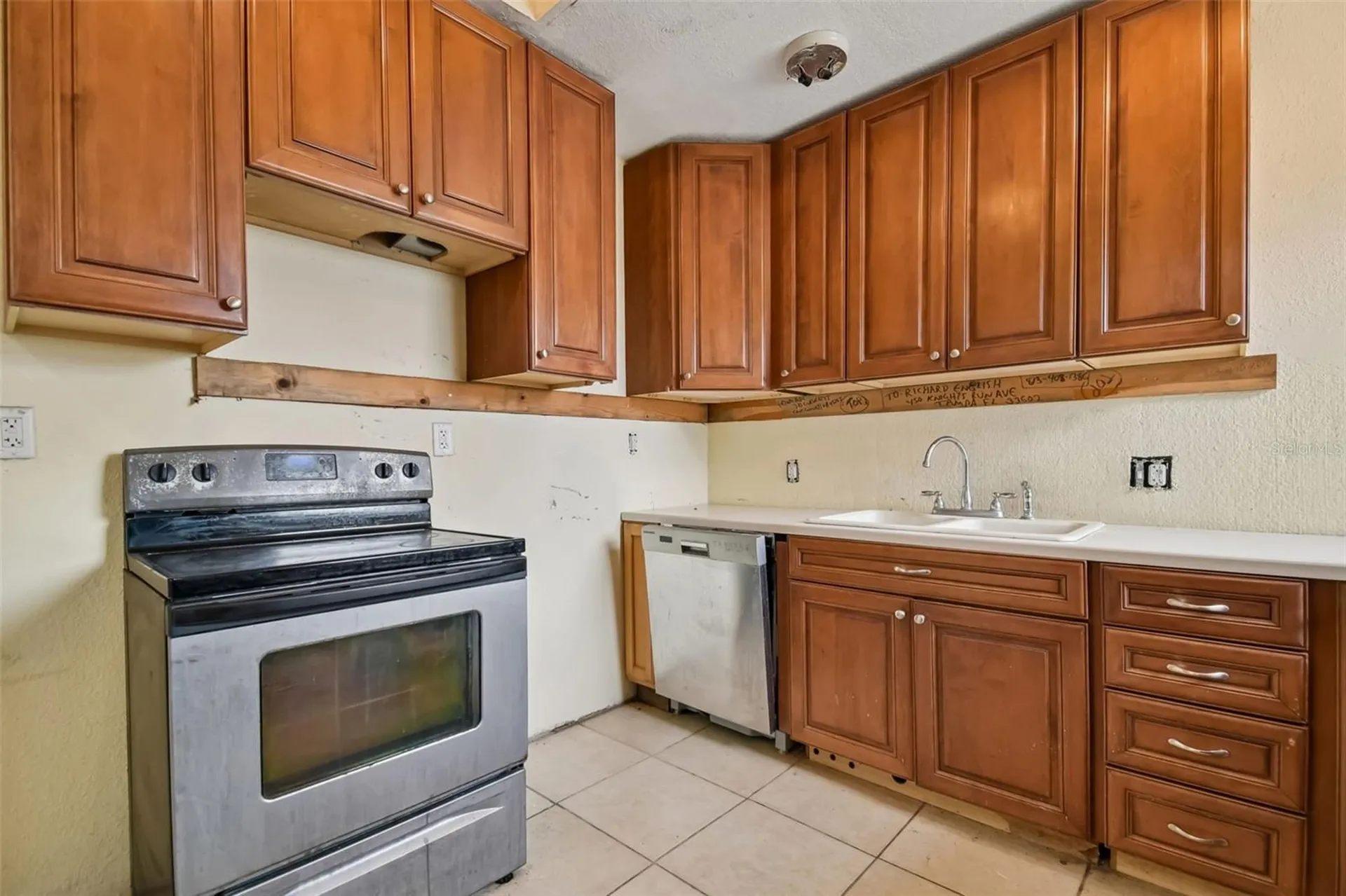 5723 Cherry Tree Drive Lakeland FL 33811