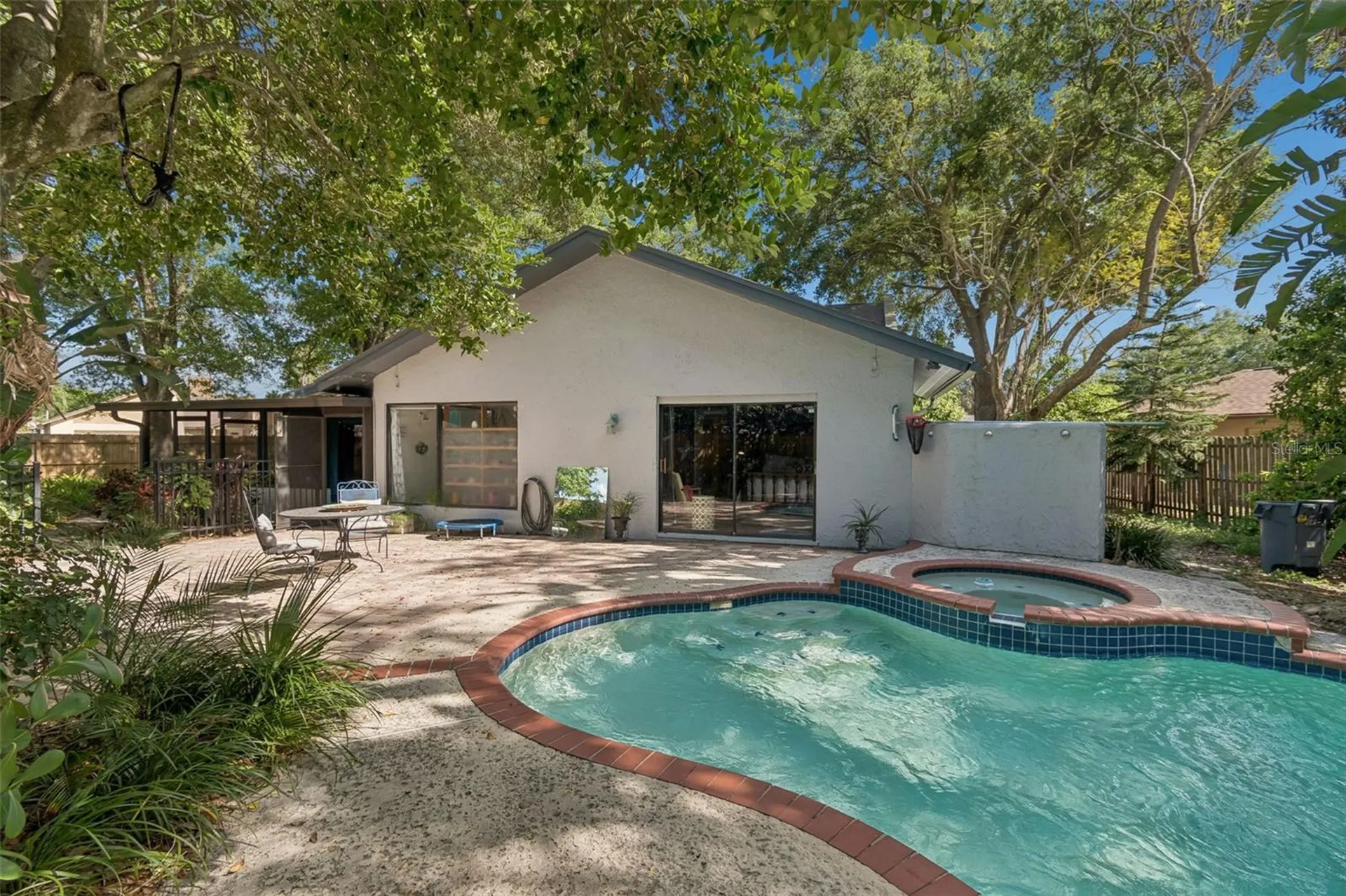 4438 Summer Oak Drive Tampa FL 33618